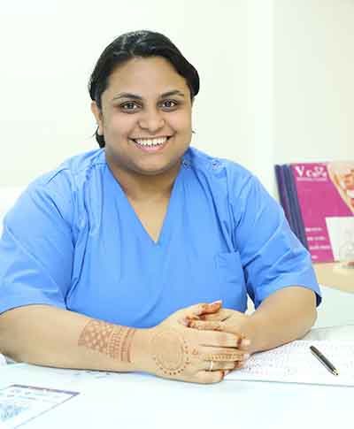 Dentist Sneha Upadhyay